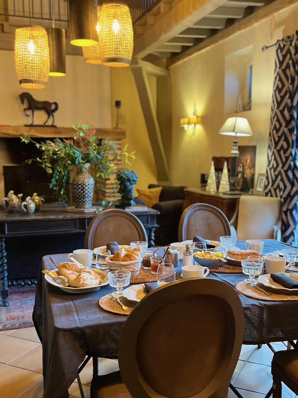 Le Clos De Mara Issus ภายนอก รูปภาพ